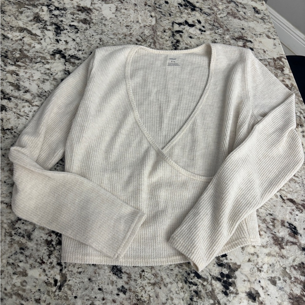 Aerie Cream V-Neck Sweater Cozy Knit Top